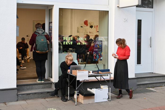 BURG_PR_The_Gallery_as_a_Stage_#2_ActingReacting_Projekt_BCC_ruckizucki_Foto_BCC_ruckizucki