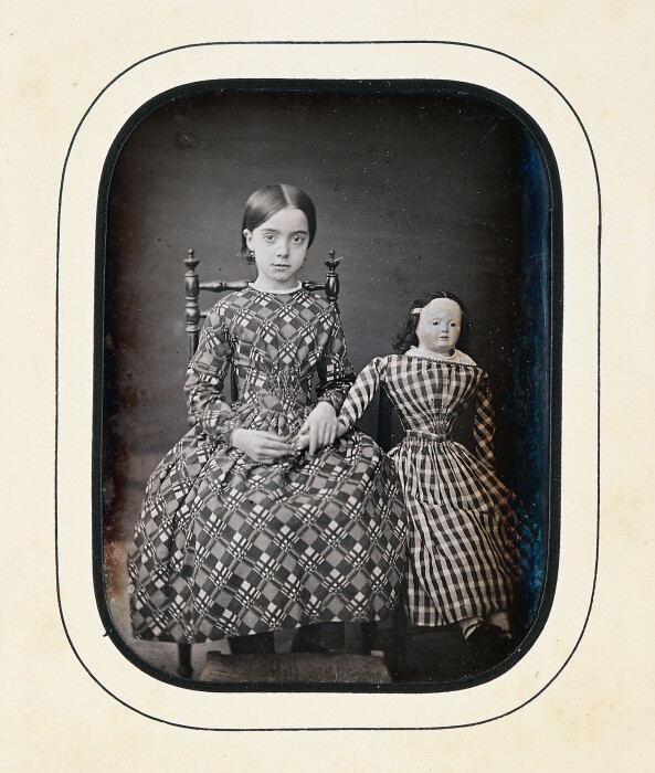 Daguerreotypie_Porträt Alice mit ihrer Puppe_1848-52